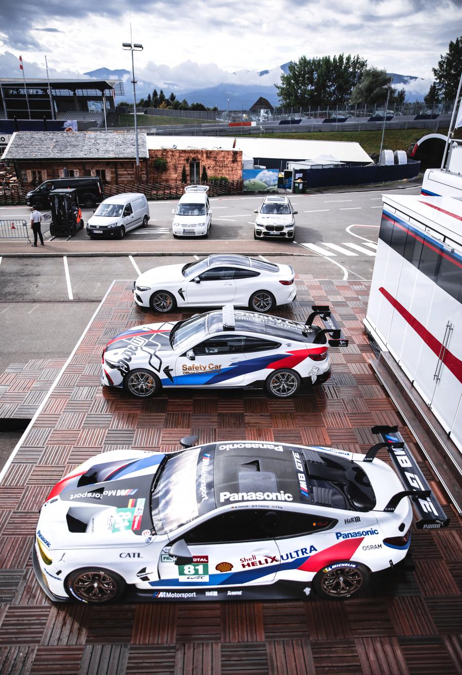 BMW M8 Competition Coupe MotoGP Safety Car (F92) 2019 года  (фото 18 из 38)